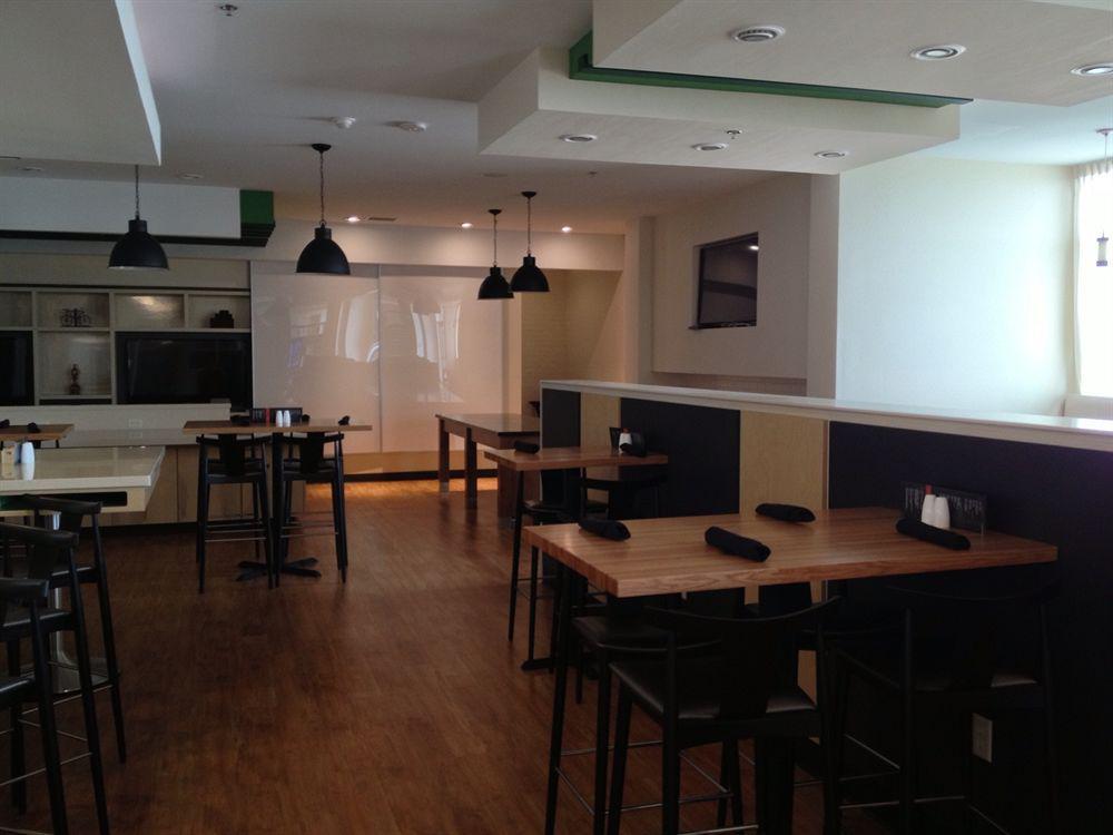 Holiday Inn Roswell By Ihg Extérieur photo